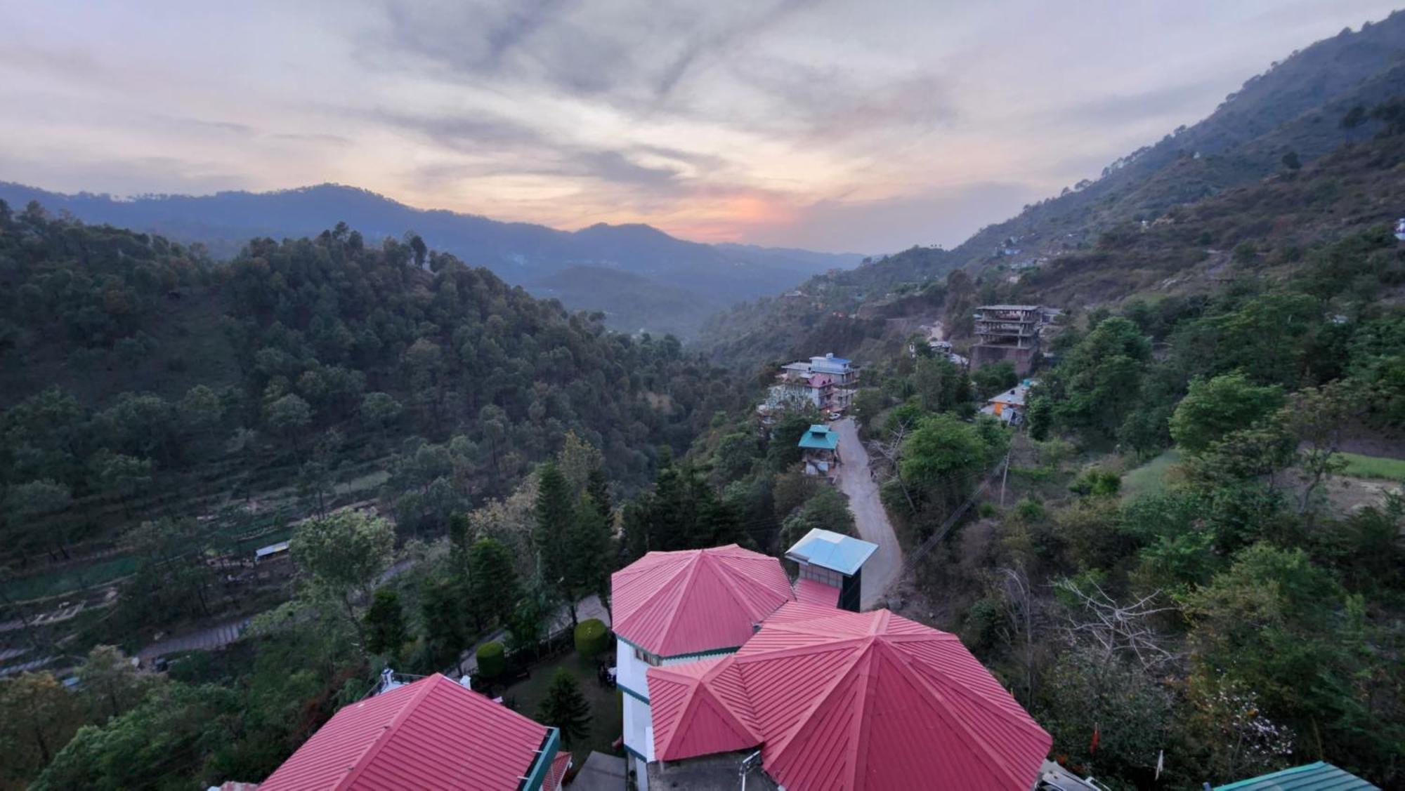 Hotel Royal Ark - Kasauli Exterior foto